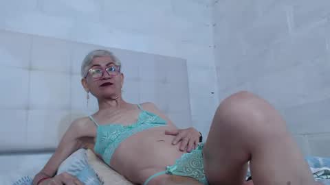 Miss Monserrate online show from December 28, 2:53 pm