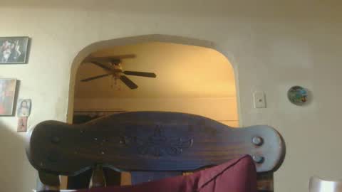 Snapshot of 1pizza__6beers chatting on September 27, 11:46 pm Pizza online show from September 27, 11:46 pm