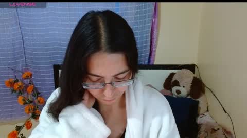 paola online show from December 5, 11:45 pm