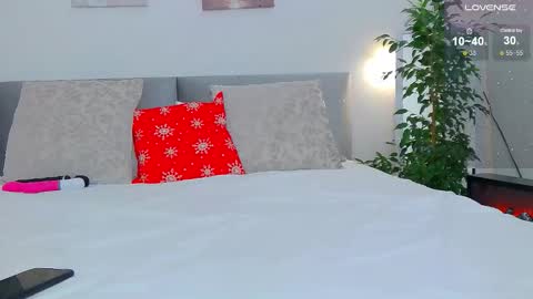 Victoria online show from December 18, 2:12 pm