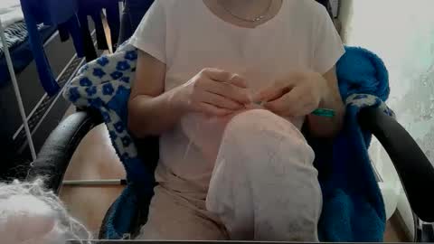 Snapshot of 1your_hot_girls chatting on March 5, 12:33 pm 1your_hot_girls online show from March 5, 12:33 pm