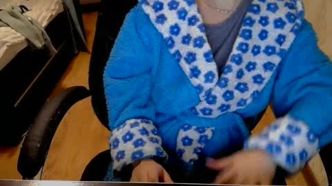 Snapshot of 1your_hot_girls chatting on February 15, 6:44 pm 1your_hot_girls online show from February 15, 6:44 pm