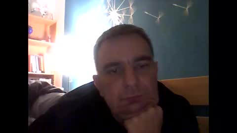 2025eyesforyou online show from February 11, 8:01 pm