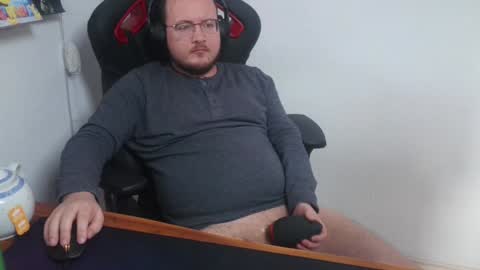 ask me in pm online show from December 18, 12:18 pm