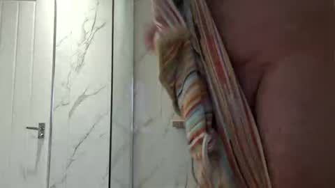 211skoosh online show from November 19, 4:06 pm