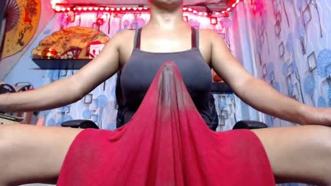 mharjorie online show from March 12, 2:04 am