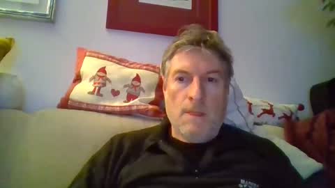 22esserre online show from February 17, 10:49 pm