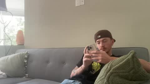 26sneakers online show from September 13, 6:32 pm