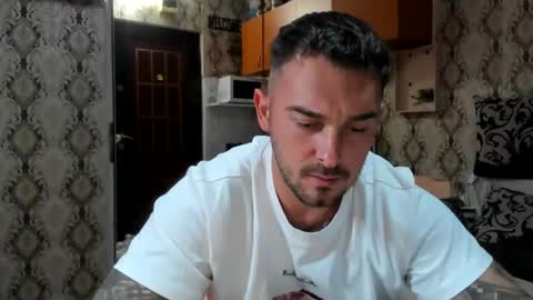 2sexymuscles online show from October 5, 6:48 pm