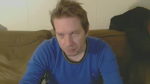 2small4you83 online show from February 21, 1:11 am