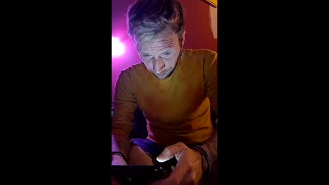 34versdancer online show from April 13, 6:17 am