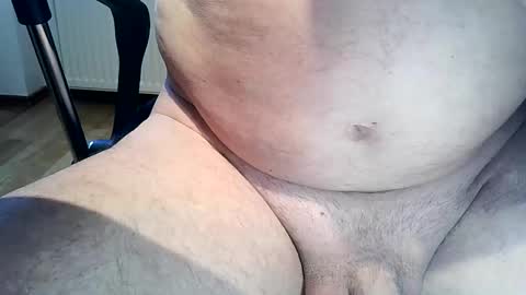 35cam online show from December 3, 9:43 am