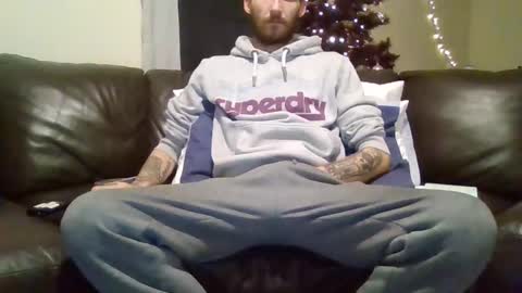 420feetloverr420 online show from November 19, 1:05 am