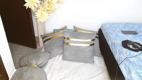 493ashlyfoxx online show from December 4, 2:00 am