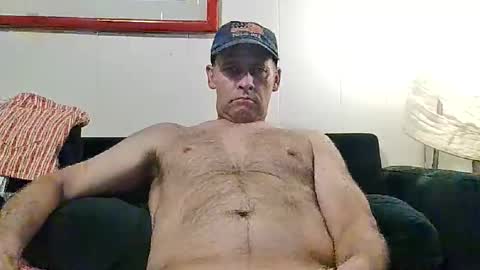 4nuf online show from April 23, 8:10 pm