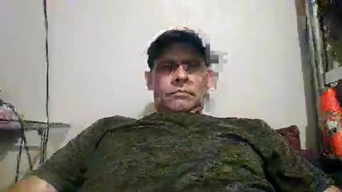 4nuf online show from April 3, 4:41 am