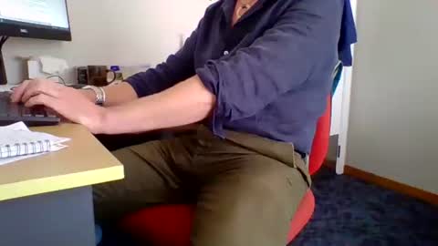 555tony555 online show from December 2, 1:40 am