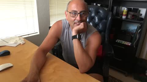 daddy vegas  for single women and couples here online show from September 21, 6:01 pm