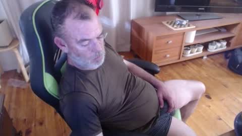 6791looking online show from December 5, 6:56 am