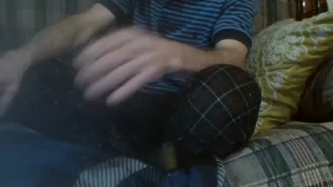 Snapshot of 69sextoyboy69 chatting on January 16, 9:27 am 69sextoyboy69 online show from January 16, 9:27 am