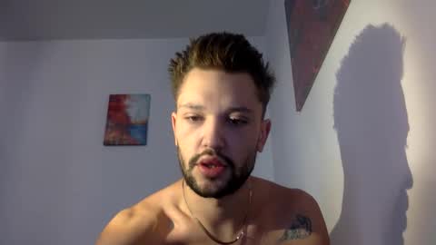 Snapshot of 777kriss chatting on October 9, 8:42 am Kriss online show from October 9, 8:42 am