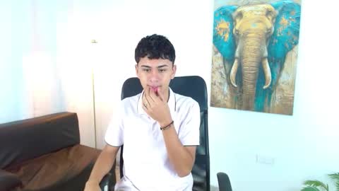 Alan online show from November 17, 12:52 pm