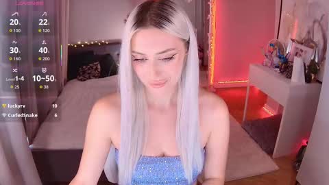 Loren Wood online show from September 18, 2:54 pm