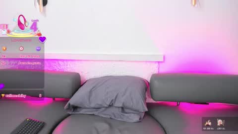 Nana online show from February 25, 5:22 am