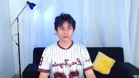 zyan online show from December 4, 8:52 pm