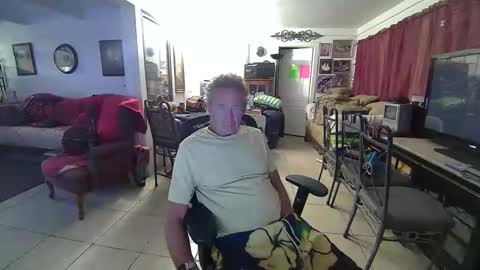 86406stud online show from December 25, 3:18 am