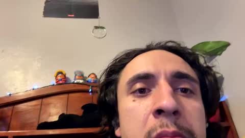 Snapshot of 8inchandres chatting on January 29, 12:24 pm Andy online show from January 29, 12:24 pm