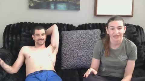 90sNaughtyCouple online show from April 9, 10:26 pm
