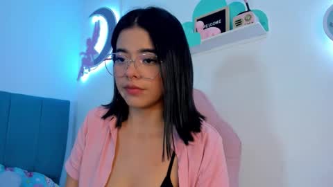 Alice  online show from September 12, 2:57 am