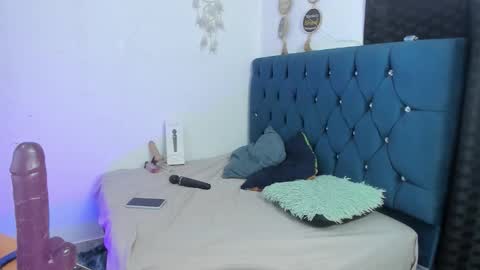 Noah  online show from March 2, 10:33 am