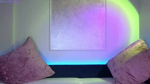 Willow online show from March 3, 5:42 am