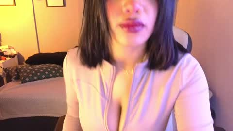 Snapshot of _abigaill_1 chatting on January 18, 8:10 am abigaill online show from January 18, 8:10 am