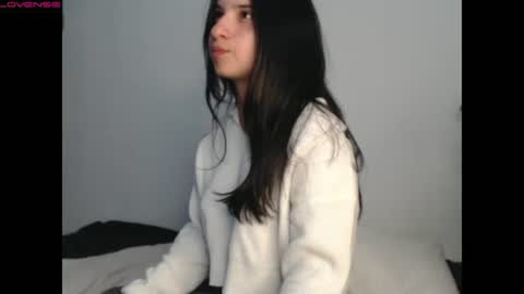 _abrill_20 online show from October 12, 8:43 pm