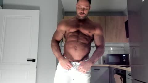 Adam online show from November 3, 5:25 pm