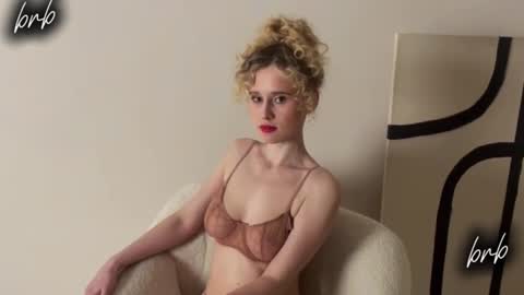 Snapshot of _adel_brooks_ chatting on October 7, 6:04 pm adel online show from October 7, 6:04 pm