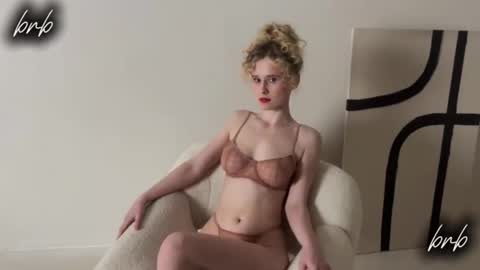 Snapshot of _adel_brooks_ chatting on September 14, 5:47 pm adel online show from September 14, 5:47 pm