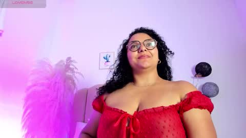 _aithanaa_ online show from February 19, 9:36 pm