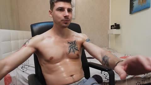 Alex online show from November 3, 4:46 am