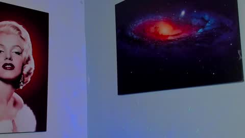 Alice online show from January 24, 10:30 pm