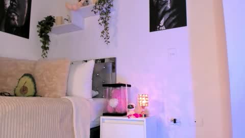 Karo online show from October 23, 8:10 pm