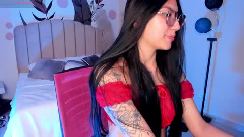 Allondra  online show from February 5, 1:04 am