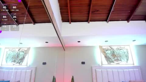      online show from December 5, 8:28 pm