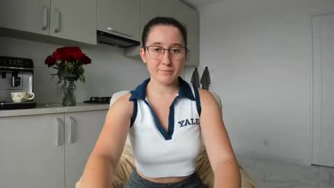 Anna online show from October 4, 11:08 am