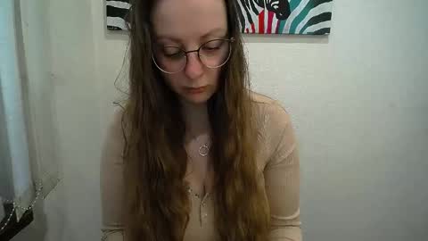 Anna online show from February 3, 9:57 am