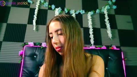 Annie Andrick online show from February 2, 1:19 pm