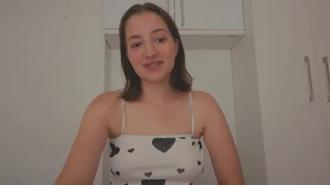 Snapshot of _annieone chatting on September 20, 6:11 pm Anna online show from September 20, 6:11 pm